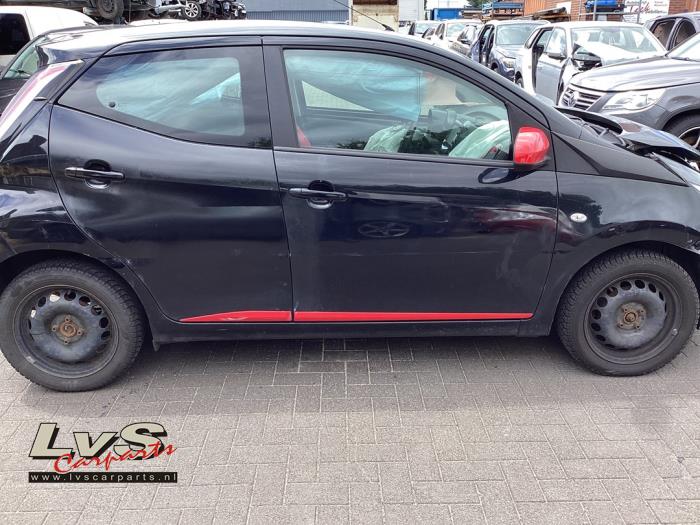 Toyota Aygo Front door 4-door, right