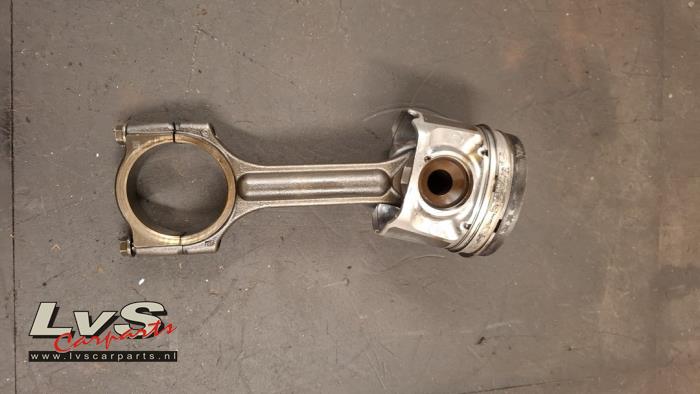 Renault Master Piston