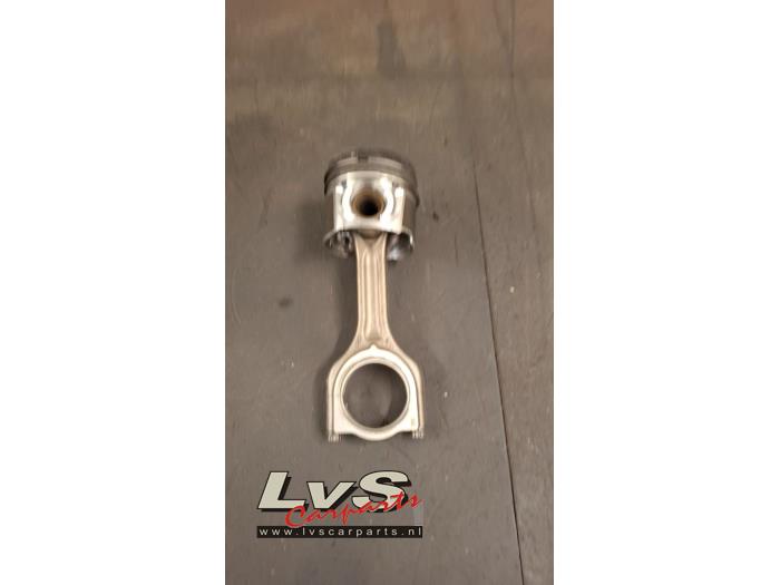 Ford Transit Connect Connecting rod