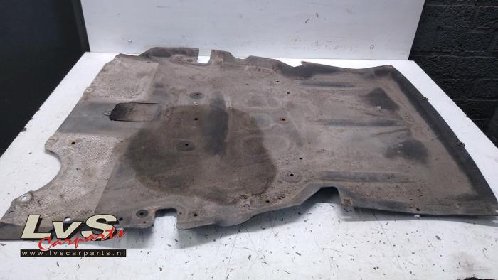 BMW 1-Serie Engine protection panel