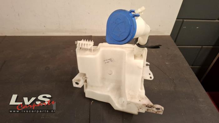 Ford Focus Ruitensproeiertank voor