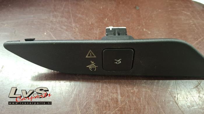 Citroen C4 Picasso Commutateur hayon