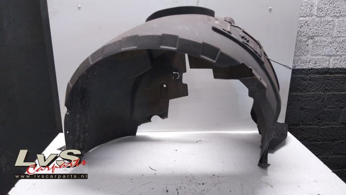 Mercedes Vito Radkasten