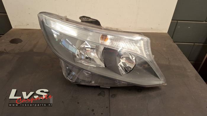 Mercedes Vito Headlight, right