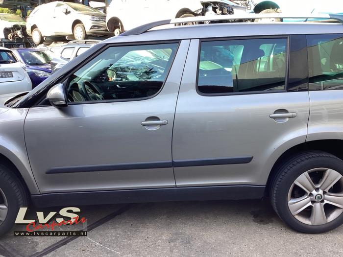 Skoda Yeti Door 4-door, front left