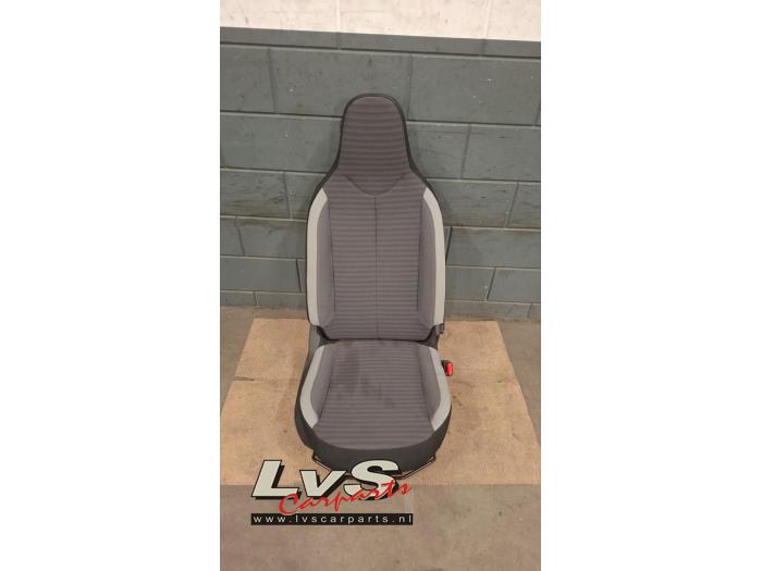 Toyota Aygo Siège droit