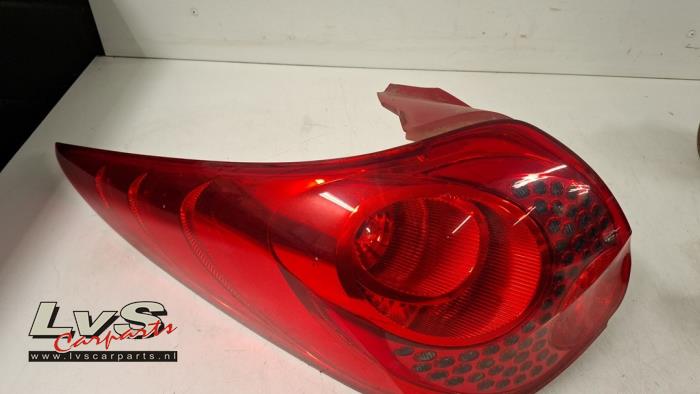 Peugeot 207 Feu arrière gauche