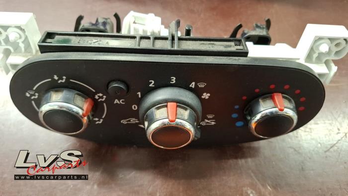 Dacia Lodgy Heater control panel