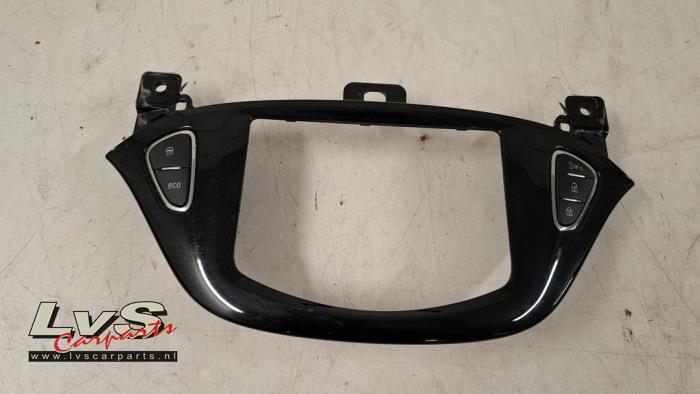 Opel Corsa Armaturenbrett Teil