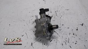 Gebruikte Brandstofpomp Mechanisch BMW 1 serie (F20) 118d 2.0 16V Prijs € 175,00 Margeregeling aangeboden door LvS Carparts