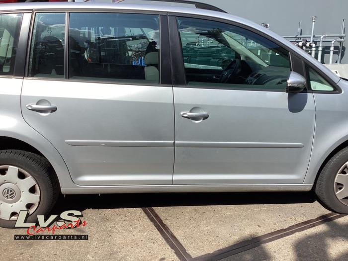 Volkswagen Touran Rear door 4-door, right