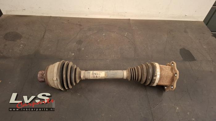 Audi A4 Antriebswelle links vorne