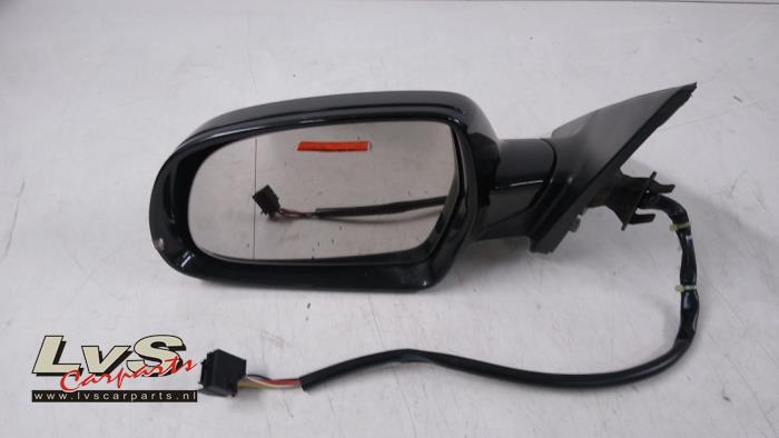 Audi A4 Buitenspiegel links