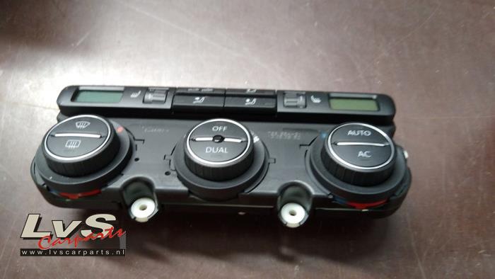 Volkswagen Tiguan Panneau de commande clim