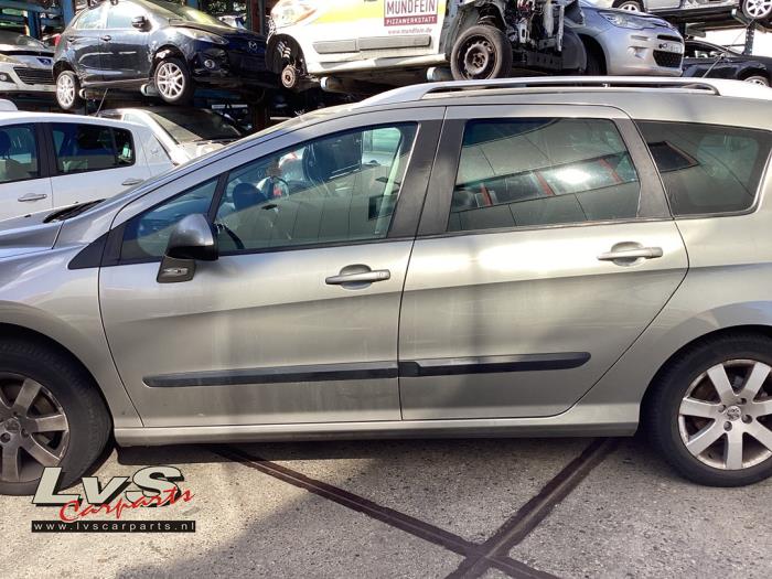 Peugeot 308 Portière 4portes avant gauche