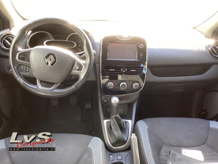 Renault Clio Airbag set + dashboard