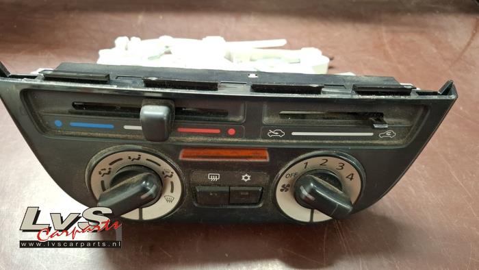 Mitsubishi Space Star Panneau de commandes chauffage
