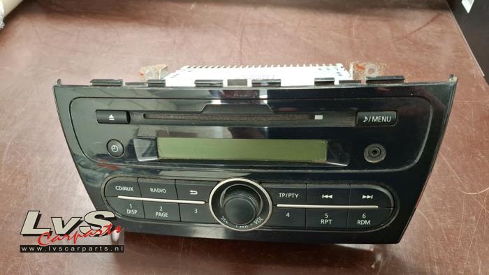 Mitsubishi Space Star Radio CD Speler