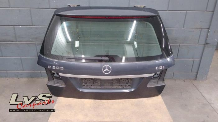 Mercedes E-Klasse Heckklappe
