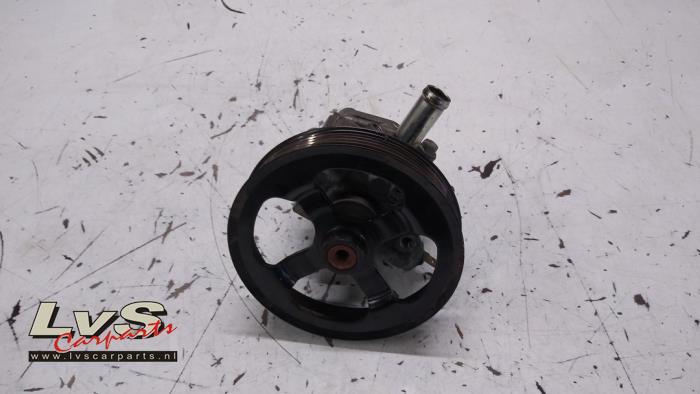 Mitsubishi Outlander Power steering pump