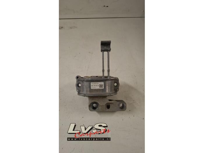 Volkswagen Golf Sportsvan Engine mount