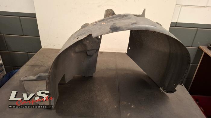 Citroen C4 Cactus Radkasten