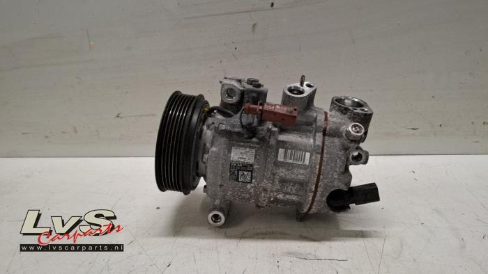 Volkswagen Polo Air conditioning pump