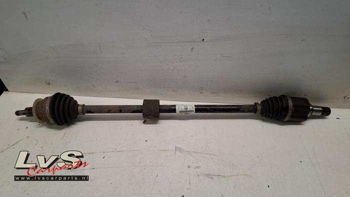 Volkswagen Polo Arbre de transmission avant droit