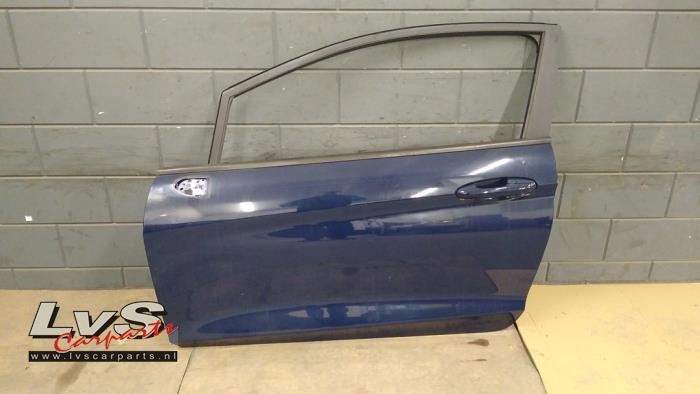 Ford Fiesta Door 2-door, left