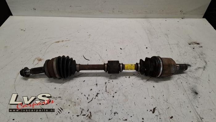 Kia Stonic Aandrijfas links-voor