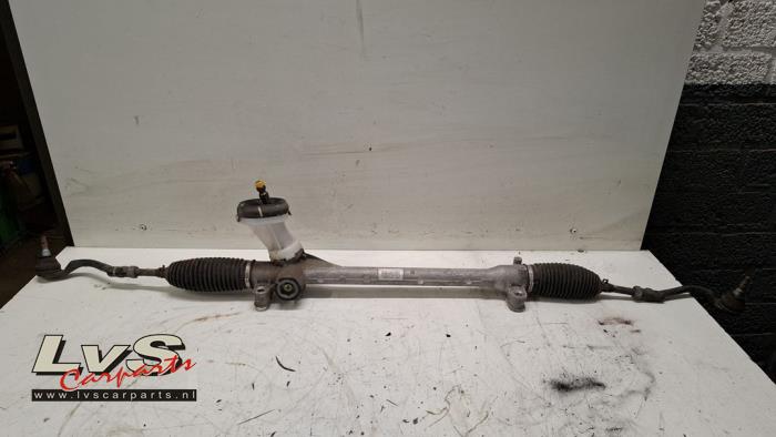 Kia Picanto Lenkgetriebe