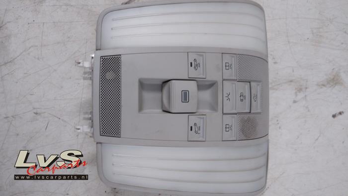 Mercedes E-Klasse Eclairage intérieur avant