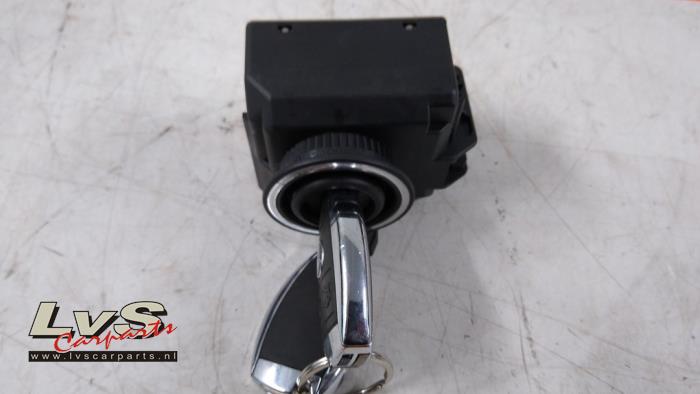 Mercedes E-Klasse Zündschloss+Schlüssel