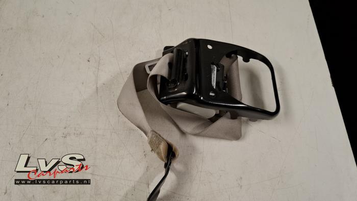 Mercedes E-Klasse Ceinture de sécurité arrière centre