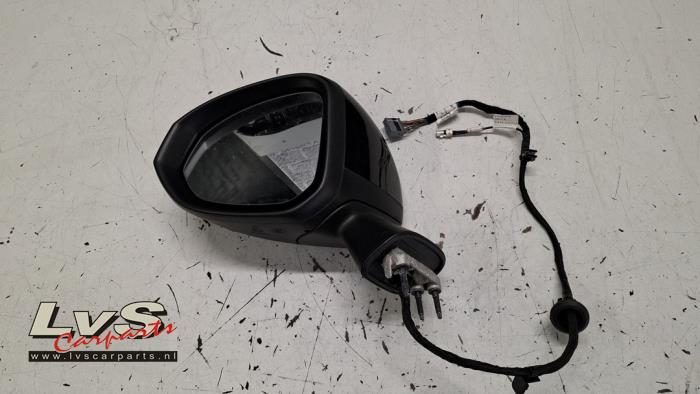 Lynk & Co 01 Außenspiegel links