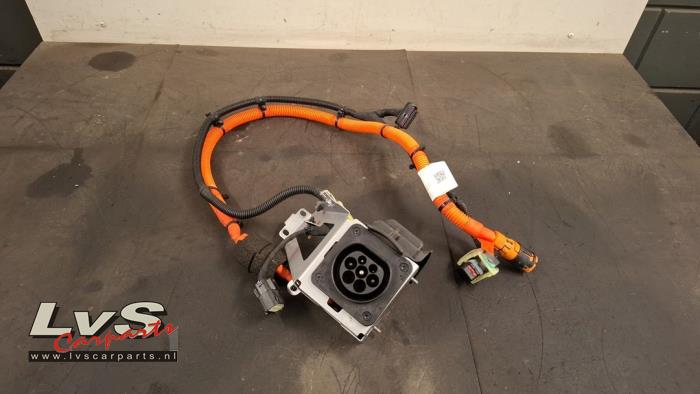 Lynk & Co 01 Oplaadpunt stekker aansluiting