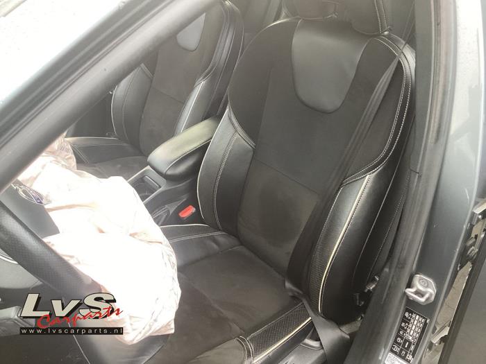 Volvo V40 Kit revêtement (complet)