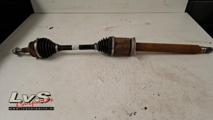 Lynk & Co 01 Arbre de transmission avant droit