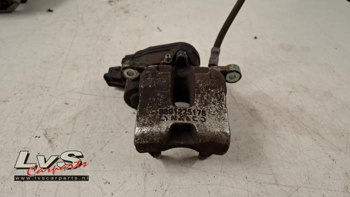 Lynk & Co 01 Bremszange links hinten