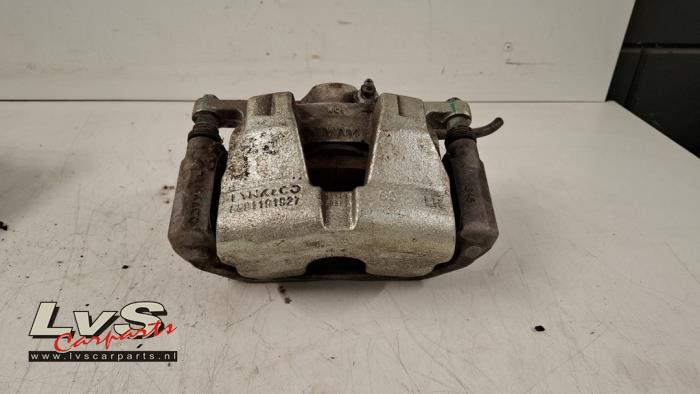 Lynk & Co 01 Bremszange links vorne