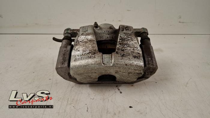 Lynk & Co 01 Bremszange rechts vorne