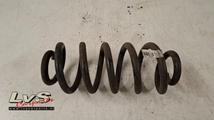 Lynk & Co 01 Rear coil spring