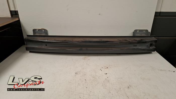 Lynk & Co 01 Stoßstangeträger hinten