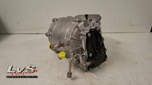 Gebruikte Hybride aandrijfeenheid Lynk &amp; Co 01 1.5 PHEV Prijs € 500,00 Margeregeling aangeboden door LvS Carparts