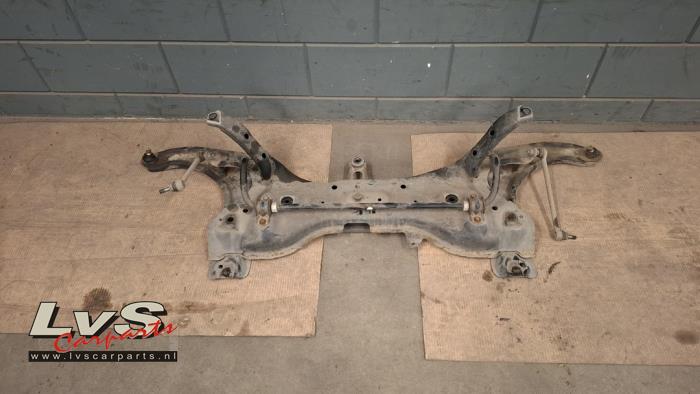 Nissan Micra Unterrahmen