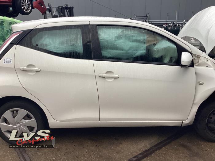 Toyota Aygo Front door 4-door, right