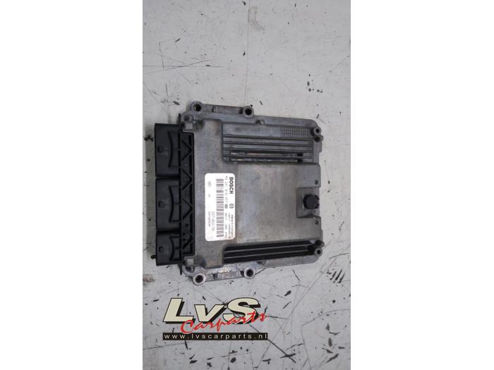 Dacia Sandero Engine management computer