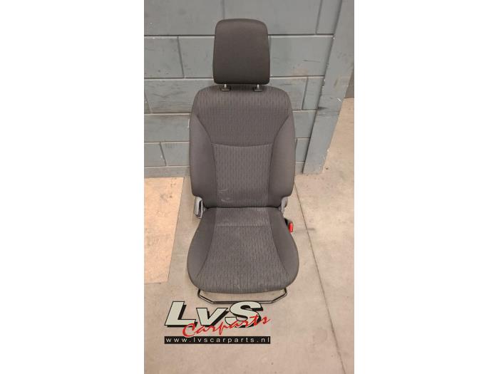 Suzuki Baleno Siège droit