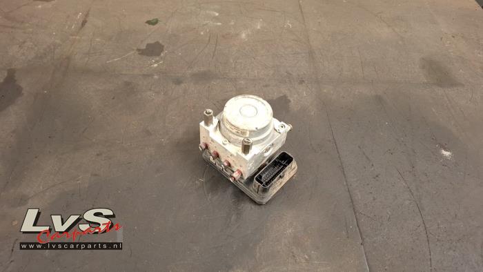 Suzuki Baleno ABS Pomp