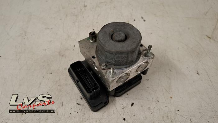 Nissan Micra ABS Pomp